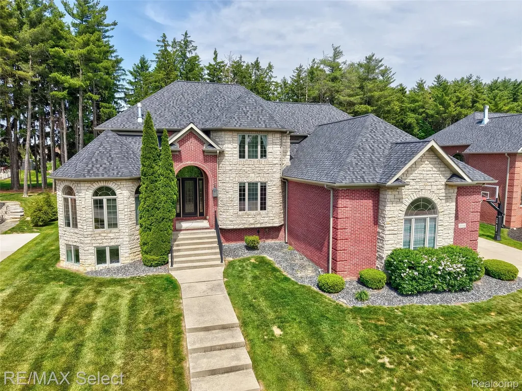 3334 Creekview Drive Davison Township MI 48423