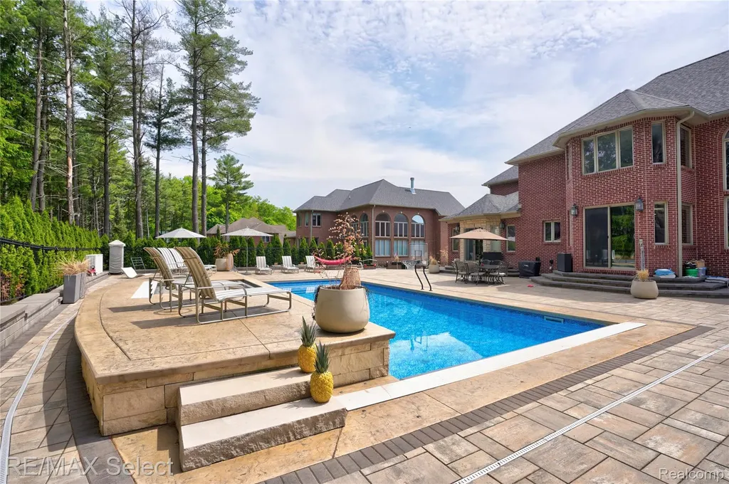 3334 Creekview Drive Davison Township MI 48423