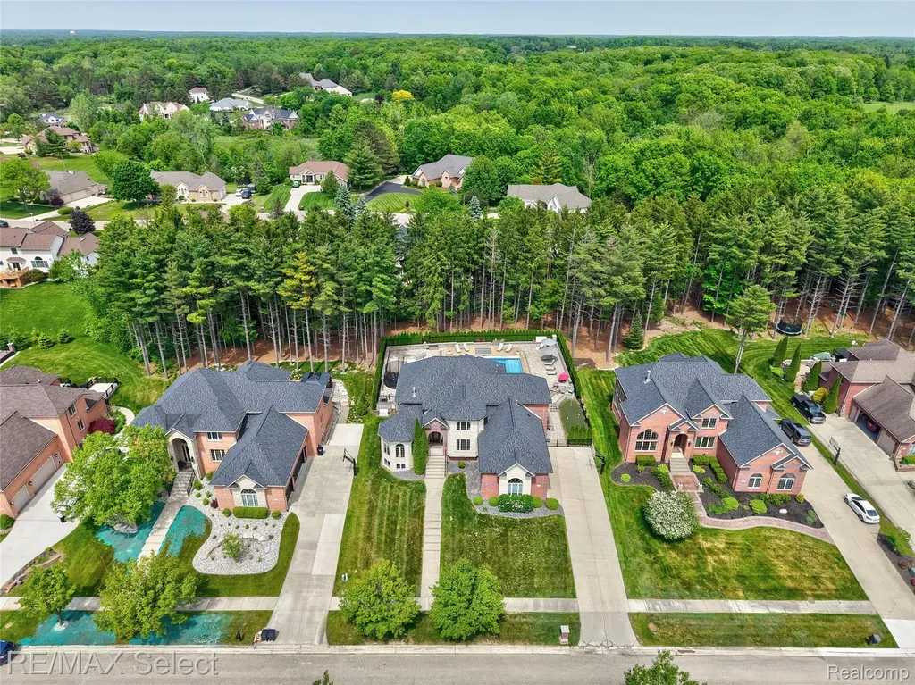 3334 Creekview Drive Davison Township MI 48423