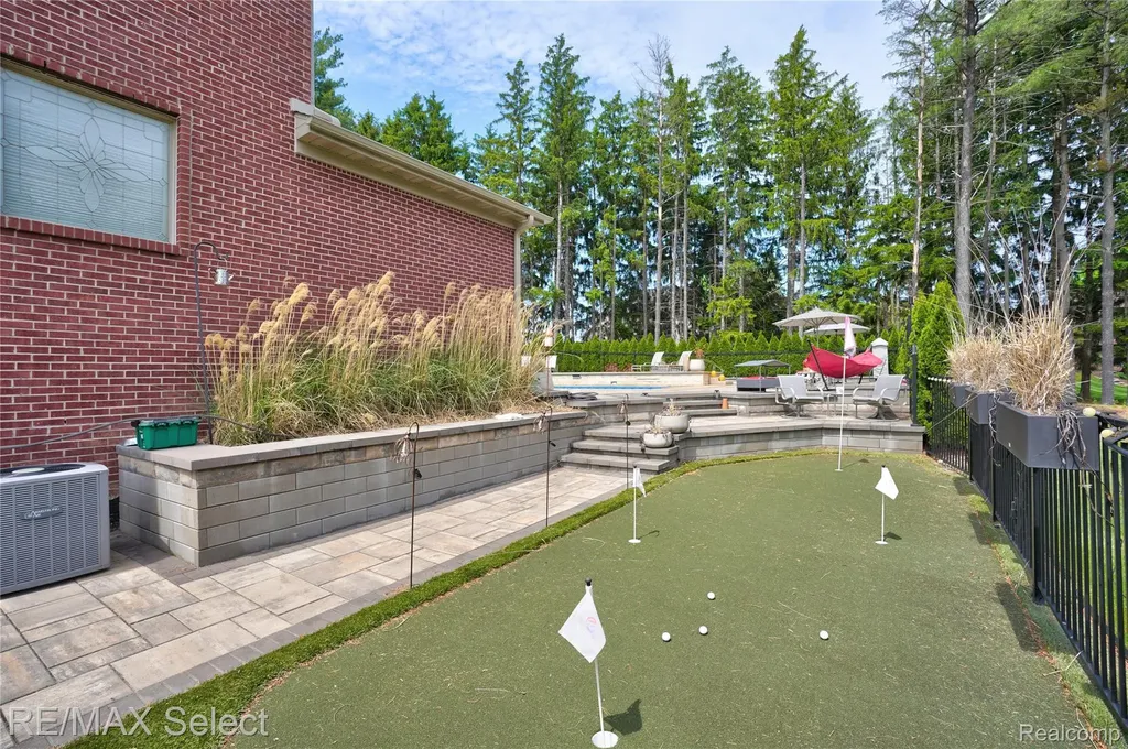 3334 Creekview Drive Davison Township MI 48423