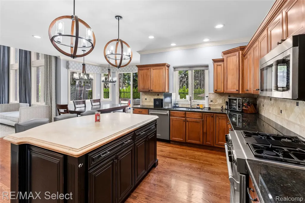 3334 Creekview Drive Davison Township MI 48423