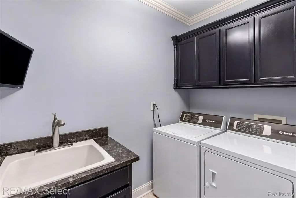 3334 Creekview Drive Davison Township MI 48423