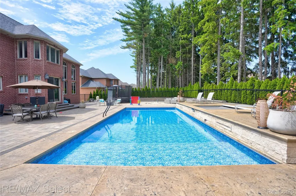 3334 Creekview Drive Davison Township MI 48423