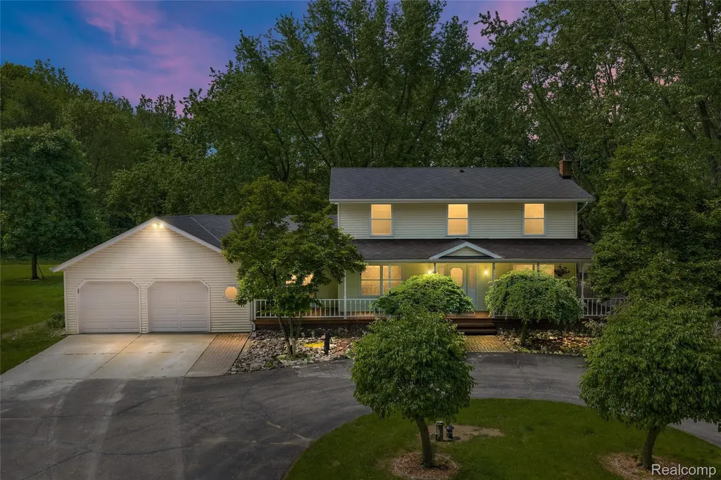 3750 Old Homestead Drive Oceola Township MI 48855