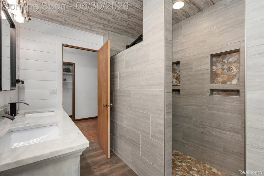 3750 Old Homestead Drive Oceola Township MI 48855