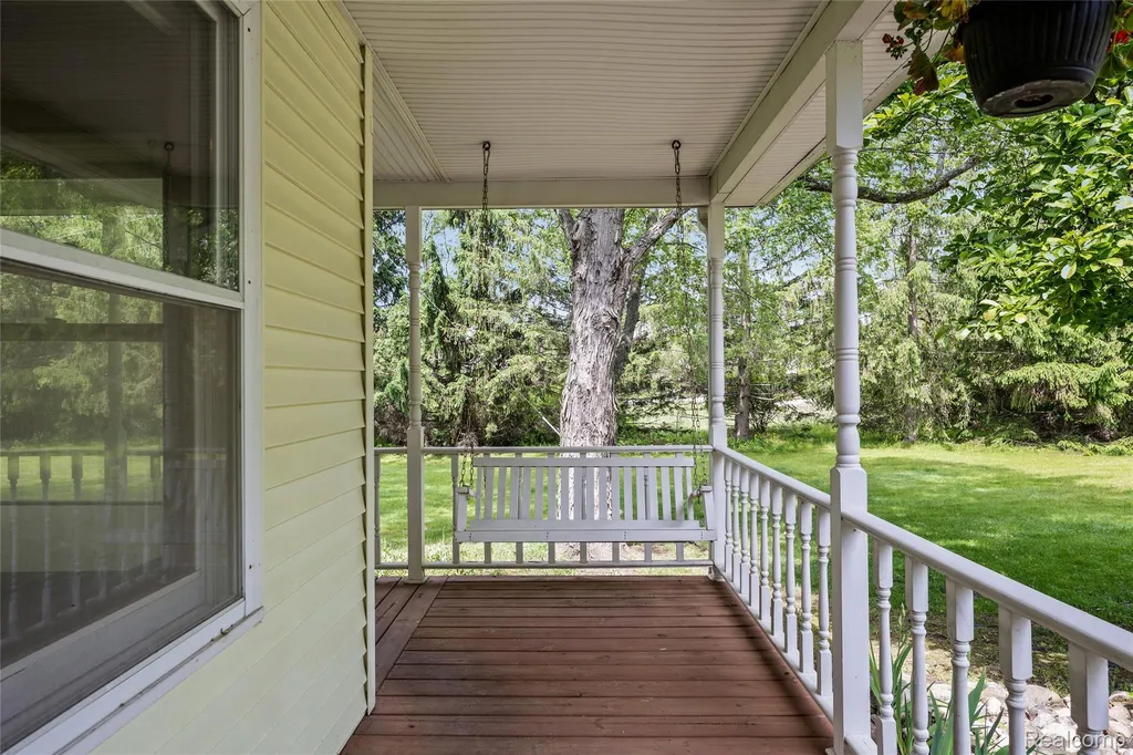3750 Old Homestead Drive Oceola Township MI 48855