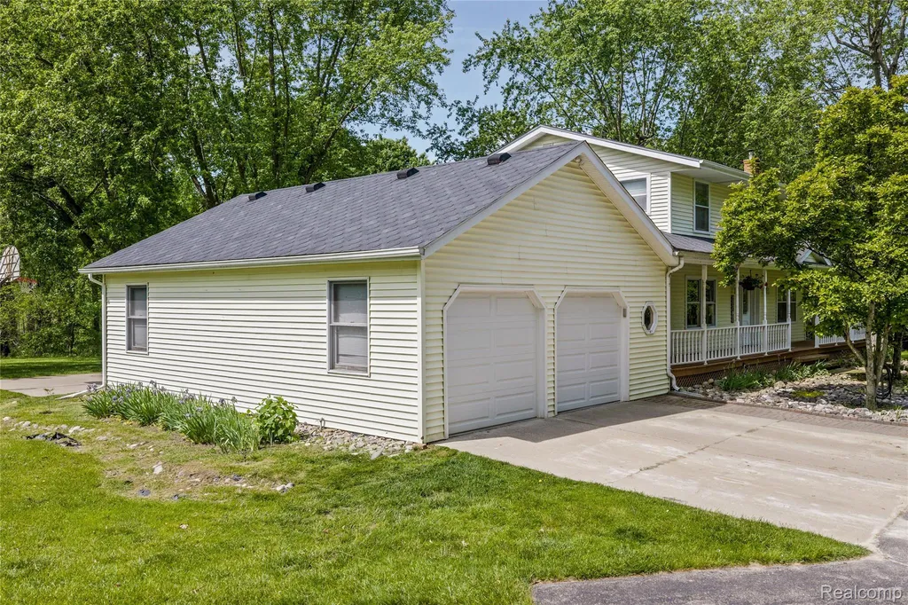 3750 Old Homestead Drive Oceola Township MI 48855