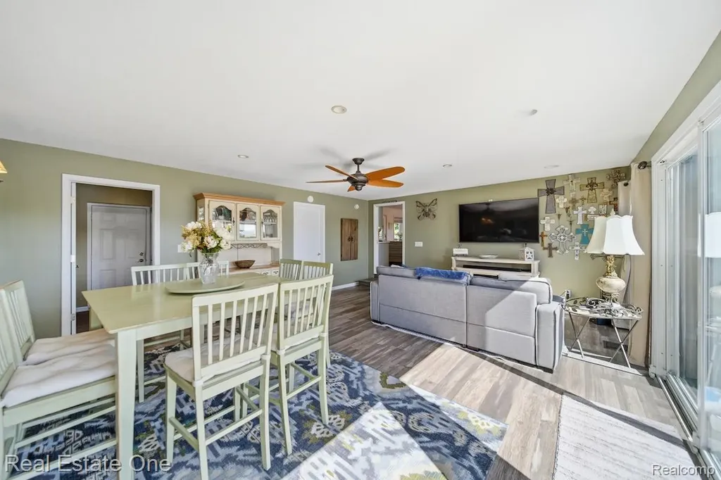8080 Pine Ranch Drive Brighton Township MI 48114