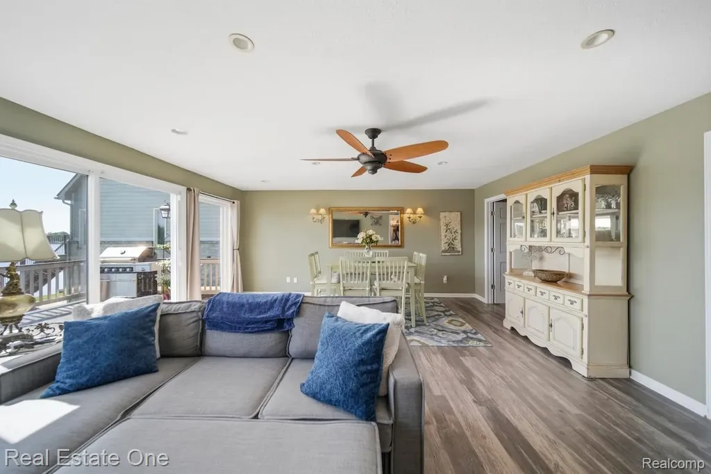 8080 Pine Ranch Drive Brighton Township MI 48114