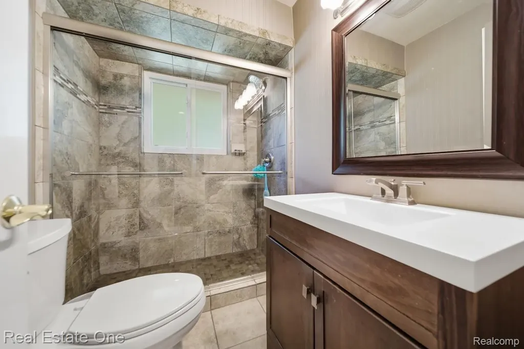 8080 Pine Ranch Drive Brighton Township MI 48114