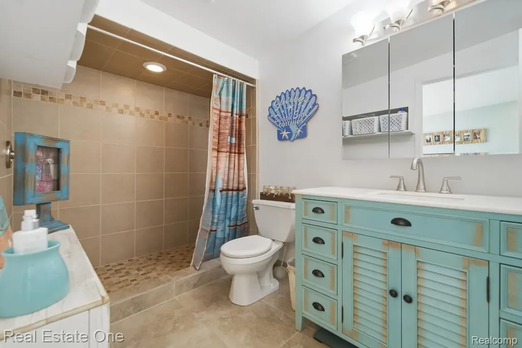 8080 Pine Ranch Drive Brighton Township MI 48114