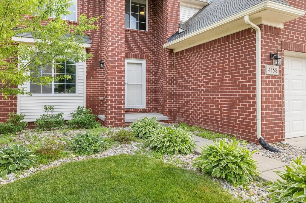 4158 Pepper Tree Lane Oceola Township MI 48843