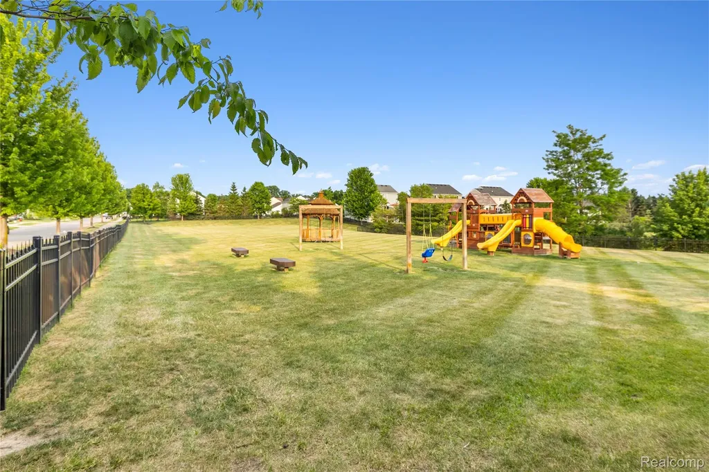 4158 Pepper Tree Lane Oceola Township MI 48843