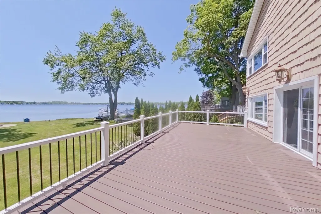 9619 Portage Lake Avenue Dexter Township MI 48169