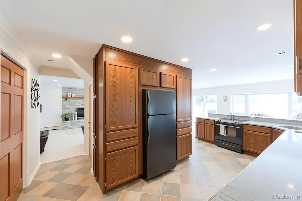 9619 Portage Lake Avenue Dexter Township MI 48169