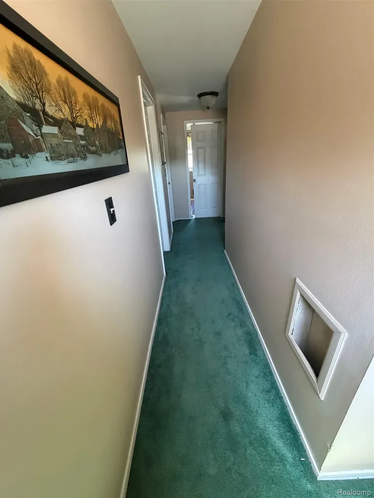 33453 Groth Drive Sterling Heights City MI 48312