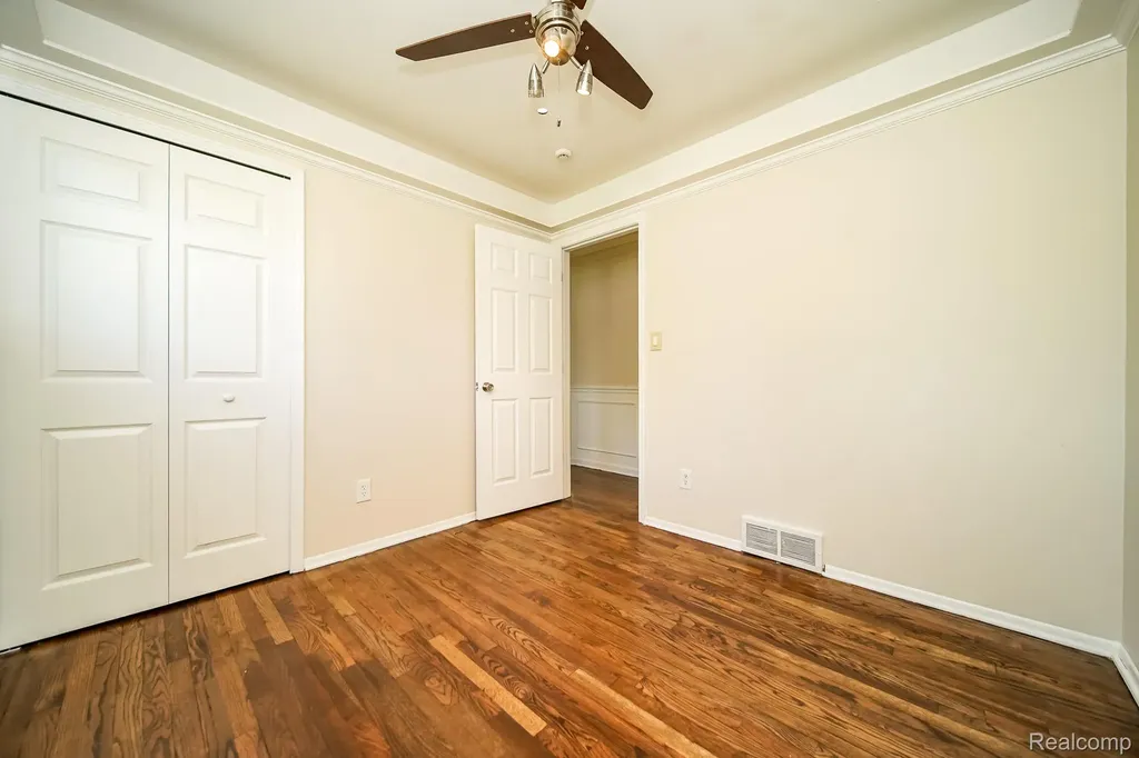 6641 Niagara Street Romulus City MI 48174