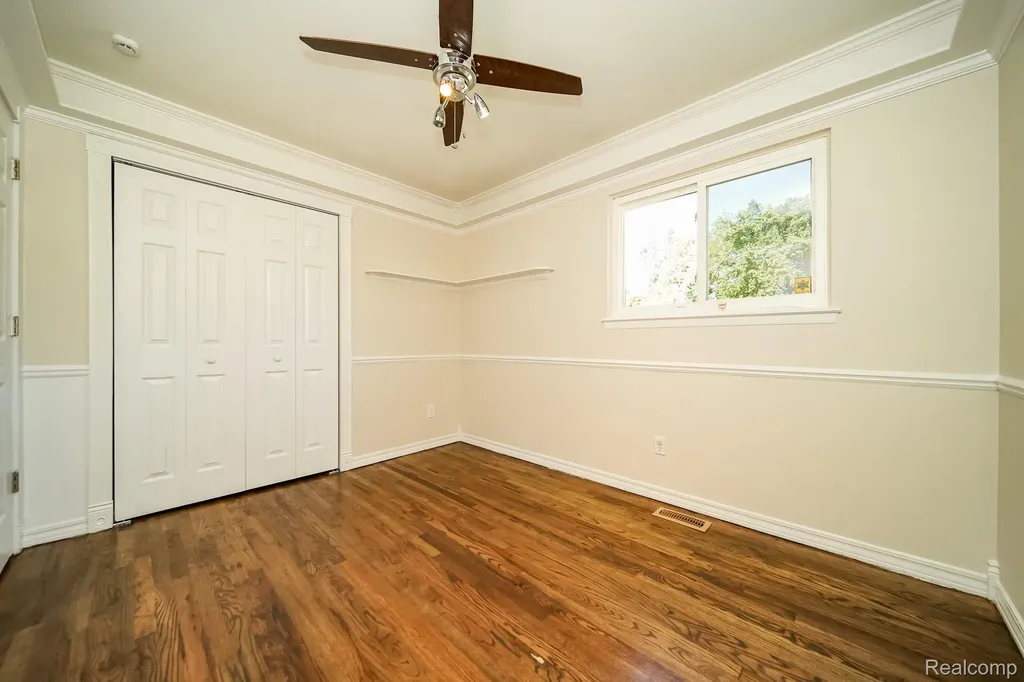 6641 Niagara Street Romulus City MI 48174