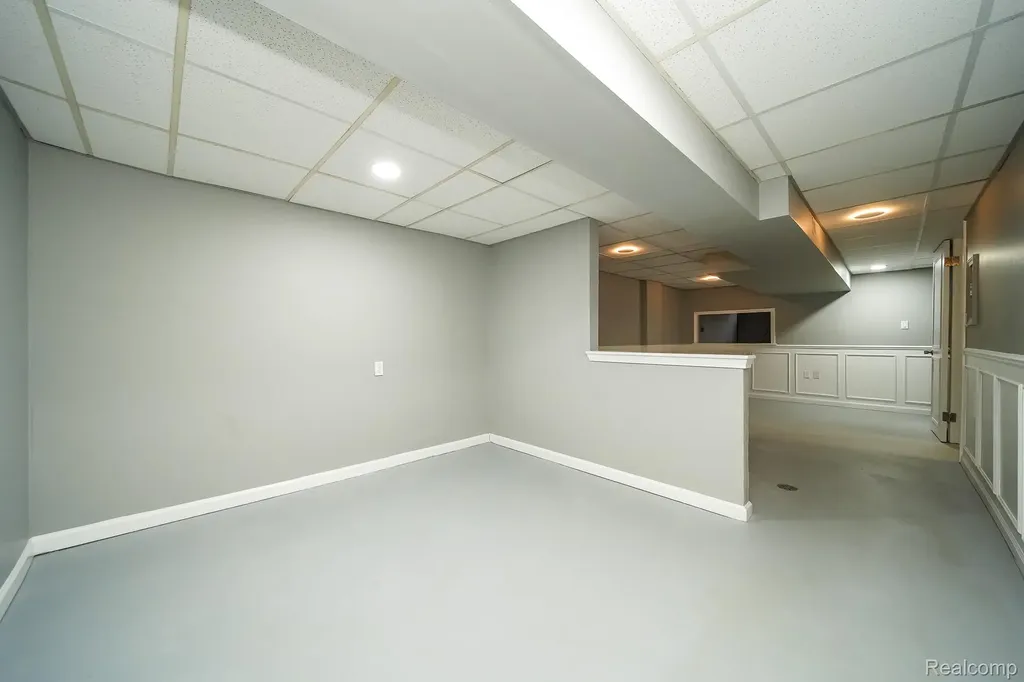 6641 Niagara Street Romulus City MI 48174