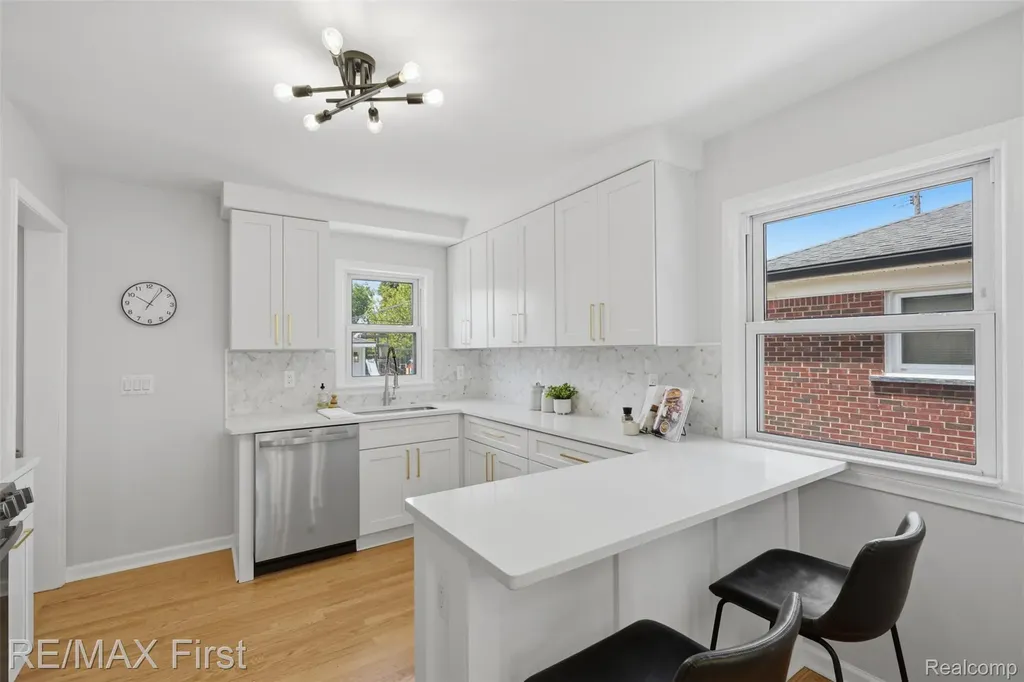 26419 Princeton Street St. Clair Shores City MI 48081