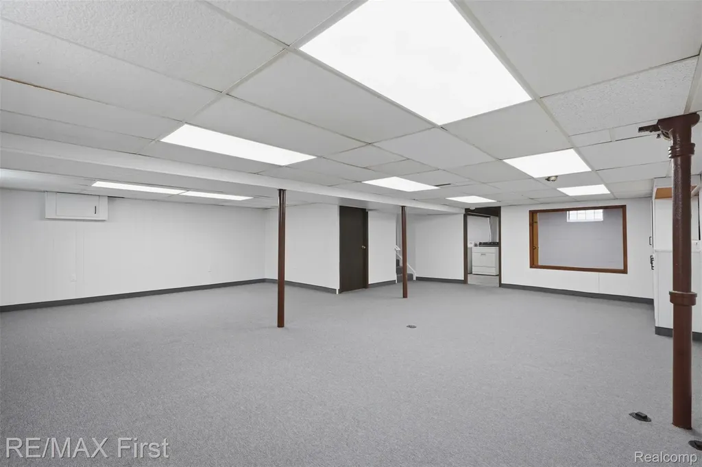 26419 Princeton Street St. Clair Shores City MI 48081