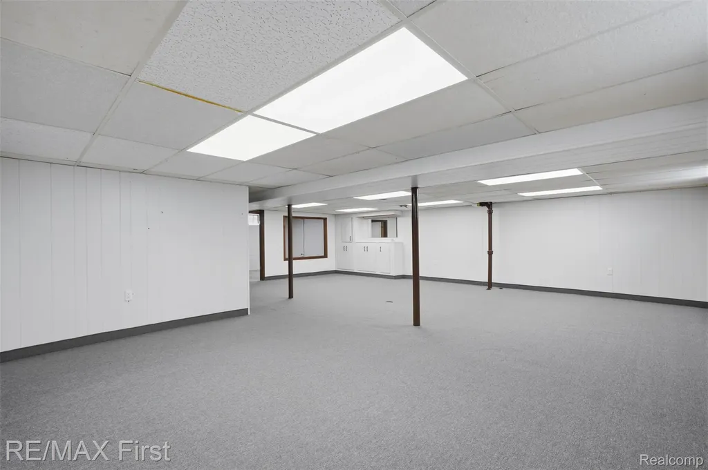 26419 Princeton Street St. Clair Shores City MI 48081