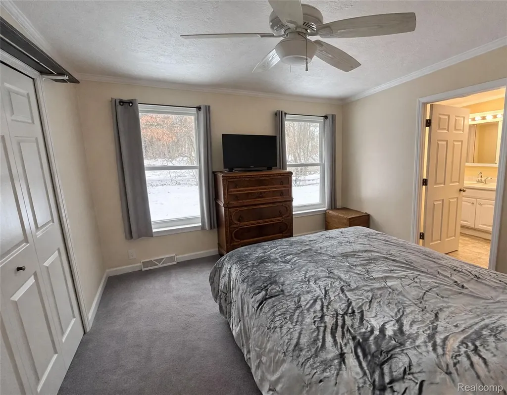 1756 Skyview Drive Genoa Township MI 48114