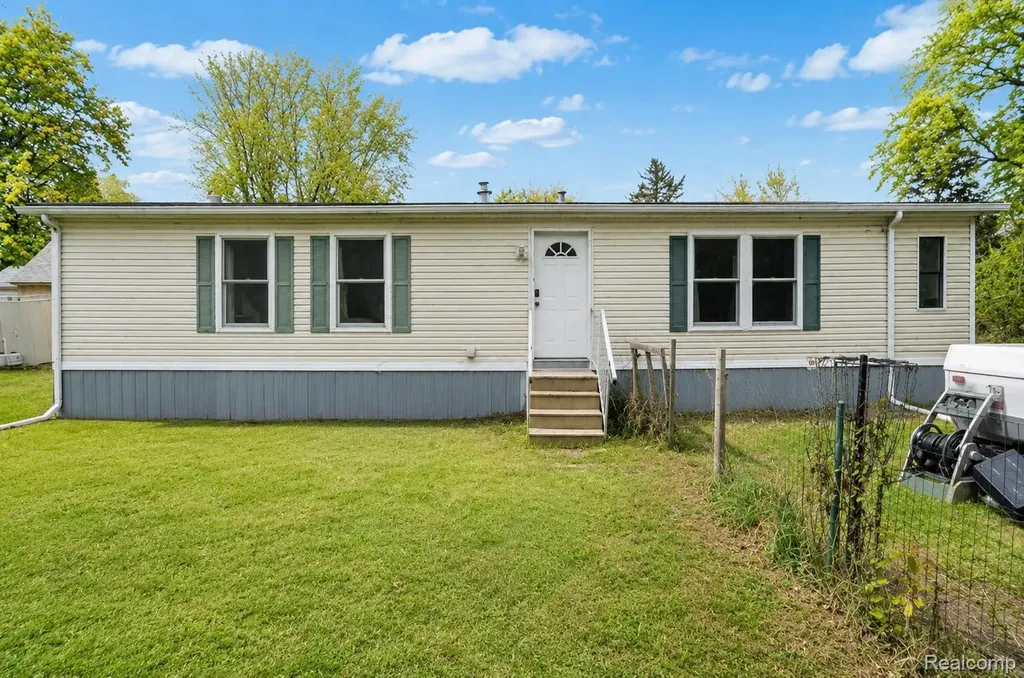 1756 Skyview Drive Genoa Township MI 48114