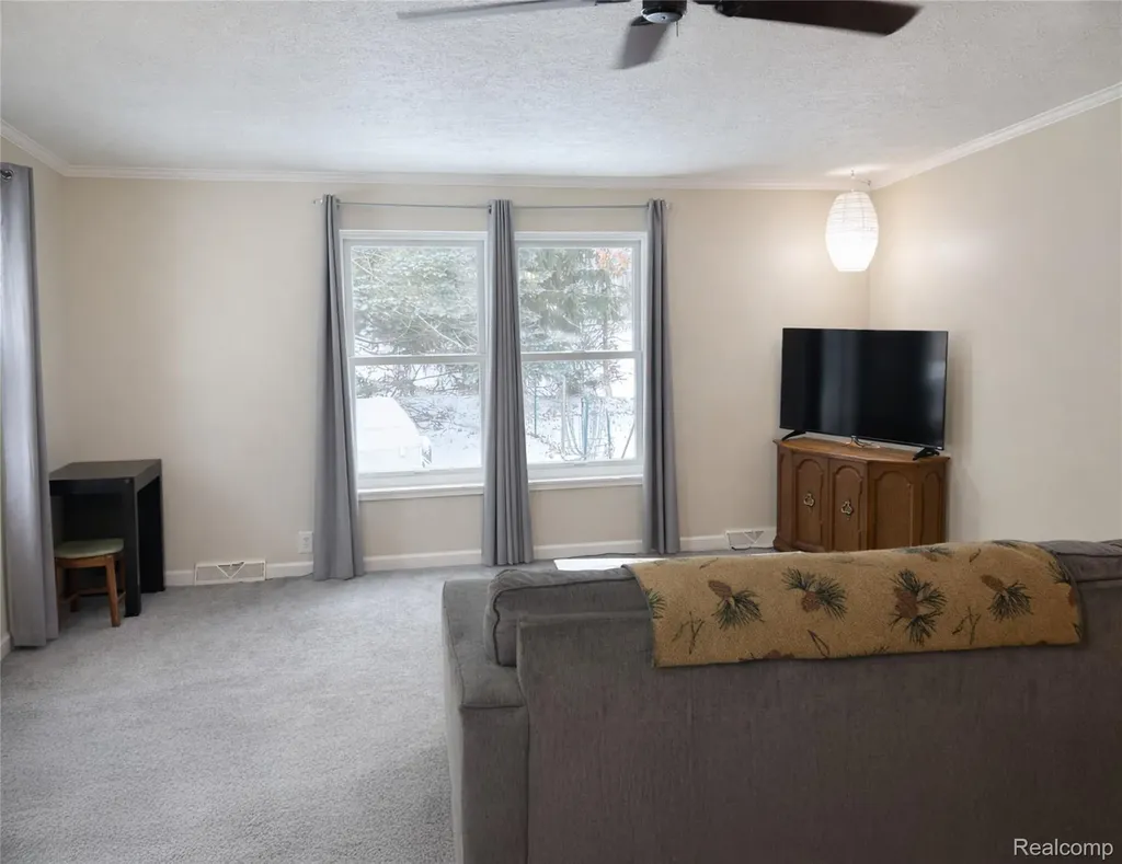 1756 Skyview Drive Genoa Township MI 48114