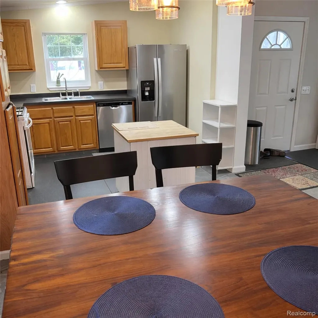 1756 Skyview Drive Genoa Township MI 48114