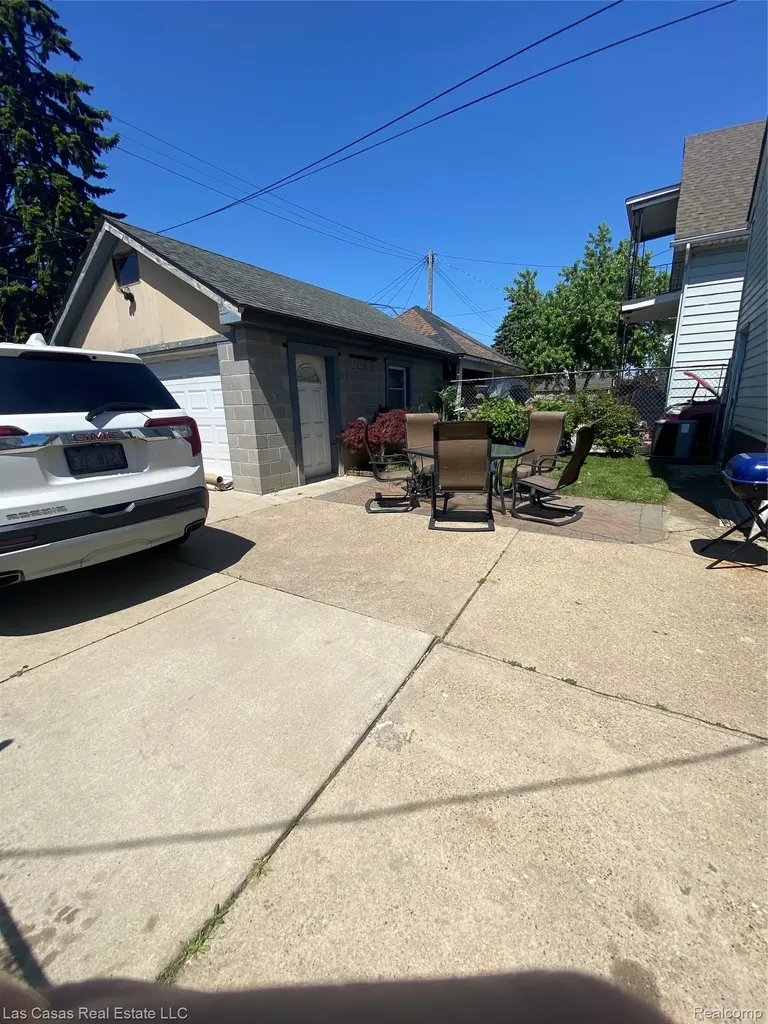 5125 Renville Street Detroit City MI 48210