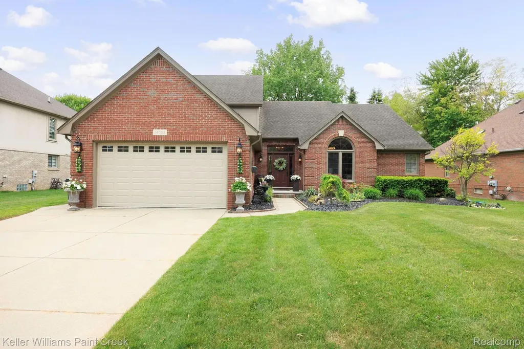 14092 Middlebury Shelby Charter Township MI 48315