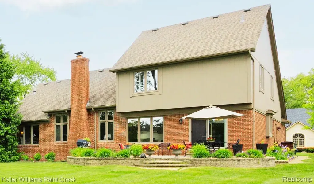 14092 Middlebury Shelby Charter Township MI 48315