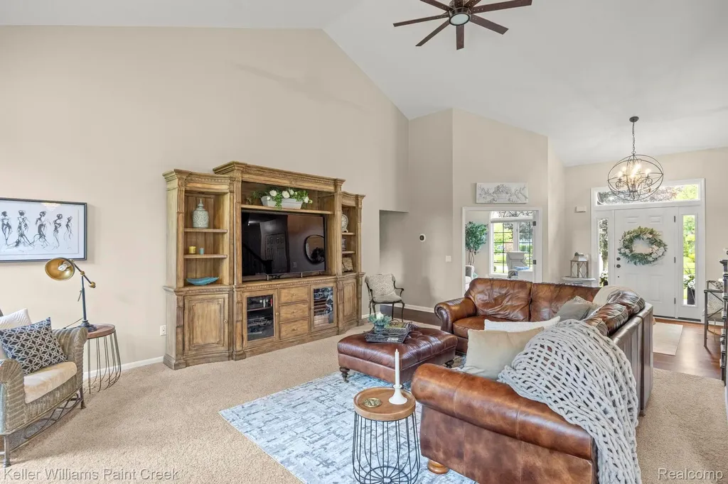 14092 Middlebury Shelby Charter Township MI 48315