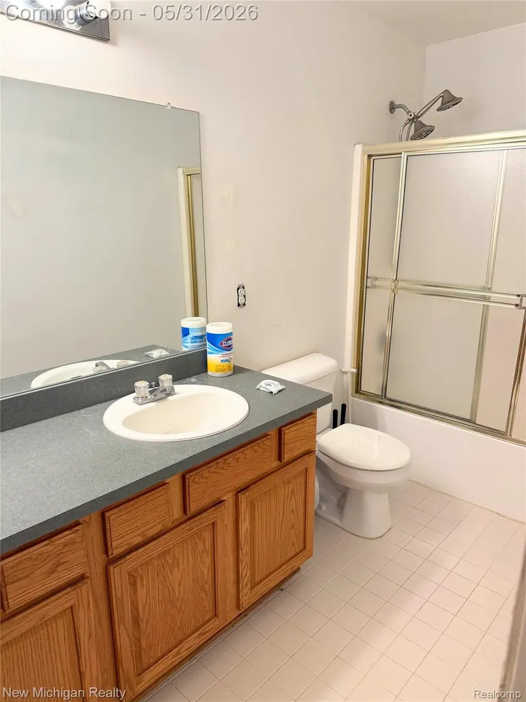 7442 Spy Glass Lane Ypsilanti City MI 48197