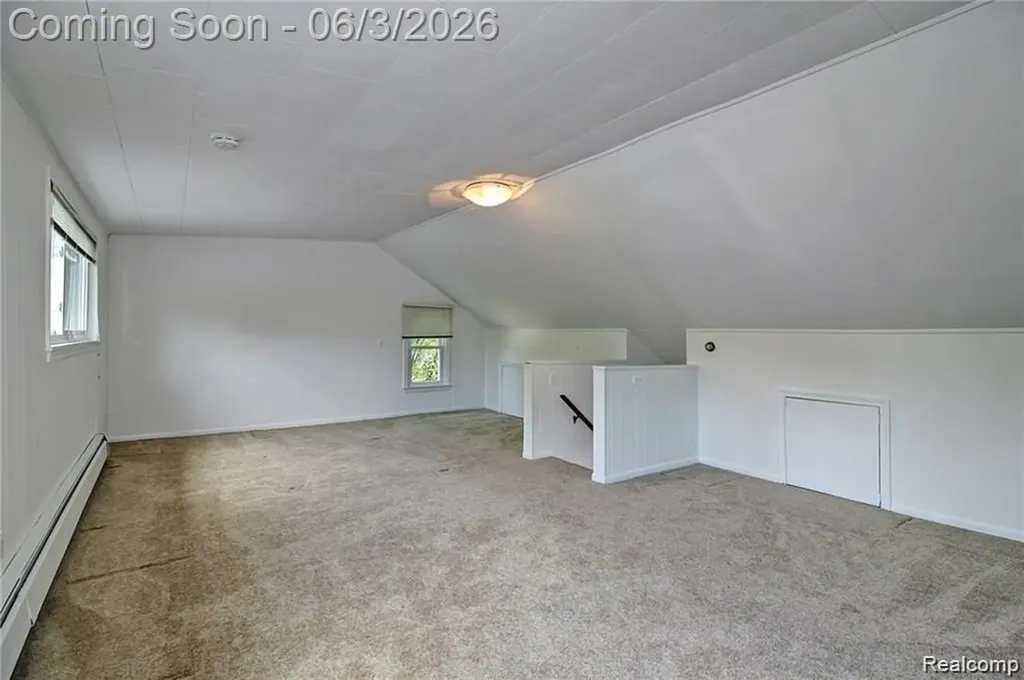 962 Sylvanwood Drive Troy City MI 48085