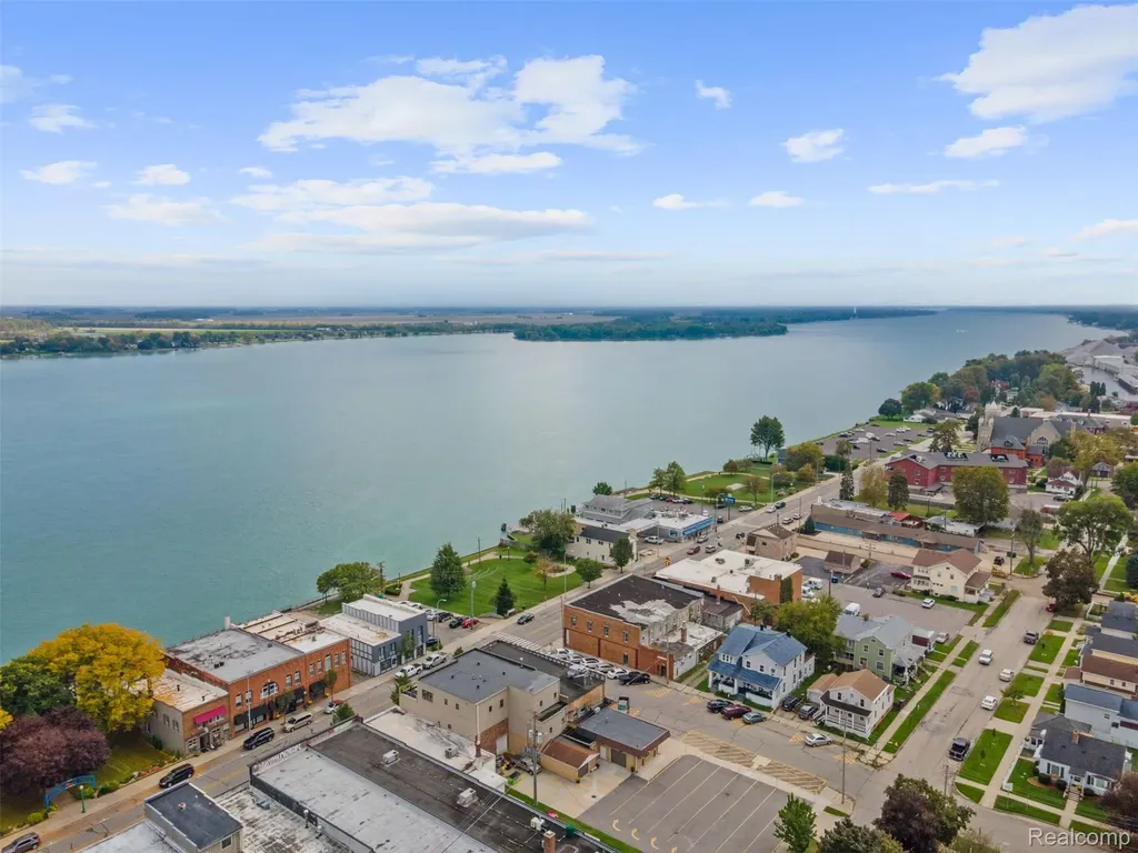 151 S Main Street Marine City City MI 48039