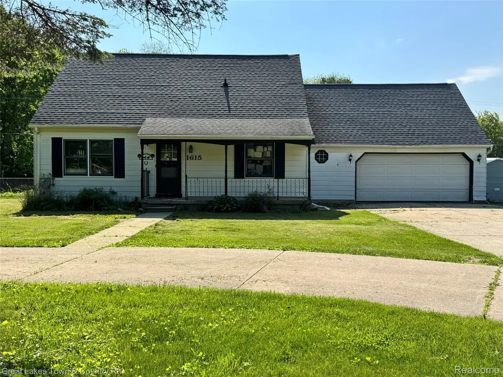 1615 Indian Road Oregon Township MI 48446