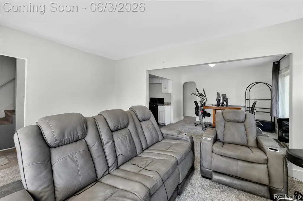 16605 Tuller Street Detroit City MI 48221