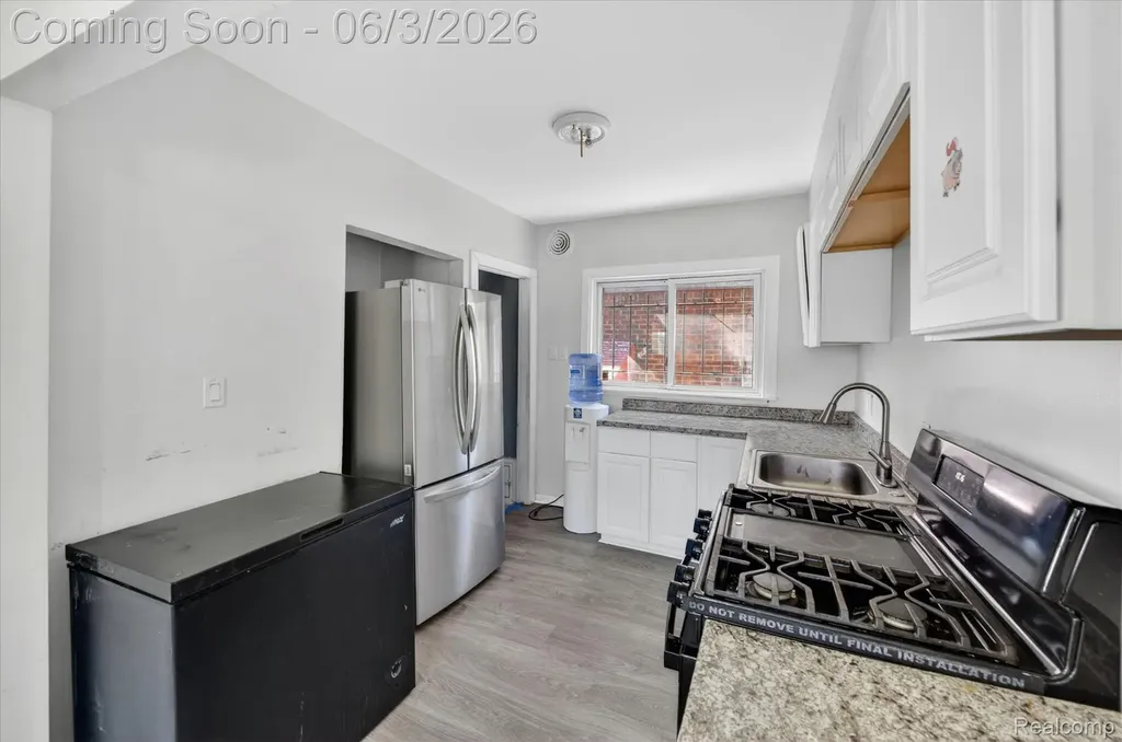 16605 Tuller Street Detroit City MI 48221