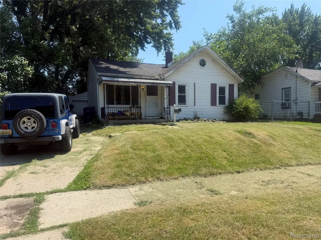1425 Knight Avenue Flint City MI 48503