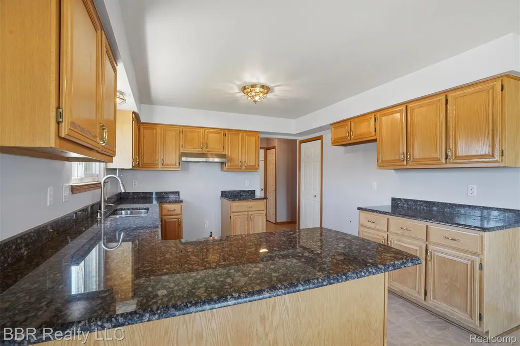 24883 Curtis Drive Brownstown Charter Township MI 48134