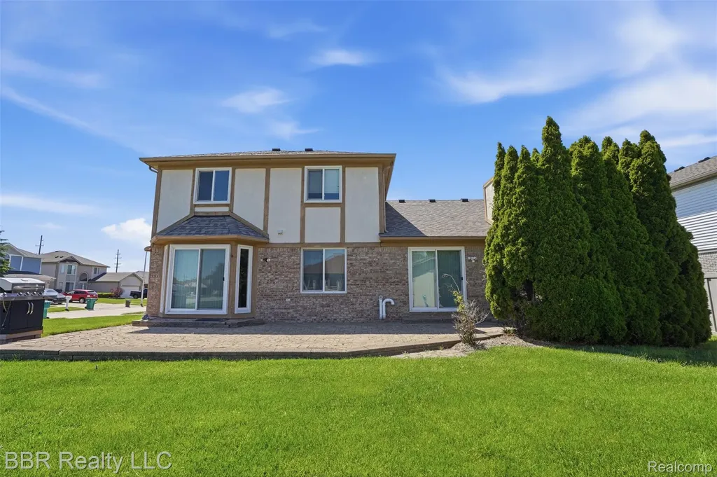 24883 Curtis Drive Brownstown Charter Township MI 48134