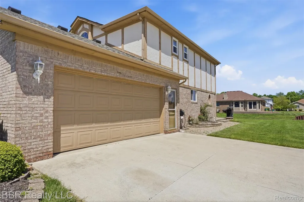 24883 Curtis Drive Brownstown Charter Township MI 48134