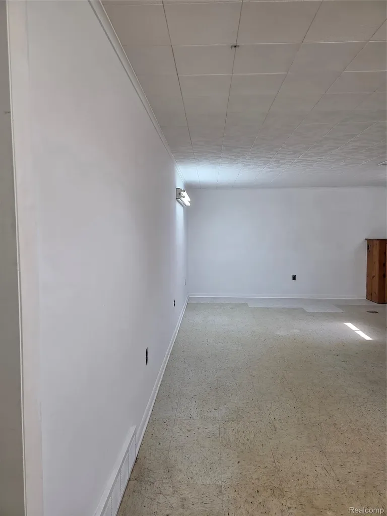 511 Mckinley Avenue Flint City MI 48507