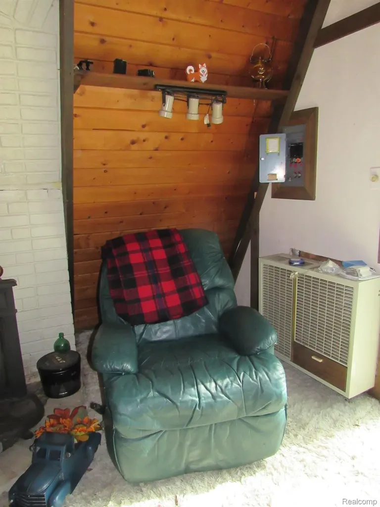 5892 Woodland Drive Surrey Township MI 48632