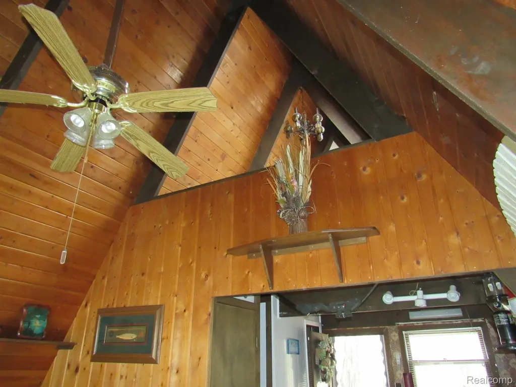 5892 Woodland Drive Surrey Township MI 48632