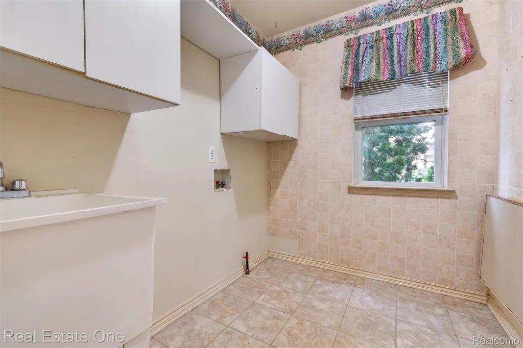 510 Boulder Lake Drive Oxford Charter Township MI 48371
