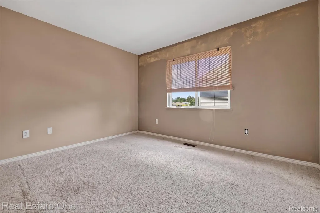 510 Boulder Lake Drive Oxford Charter Township MI 48371