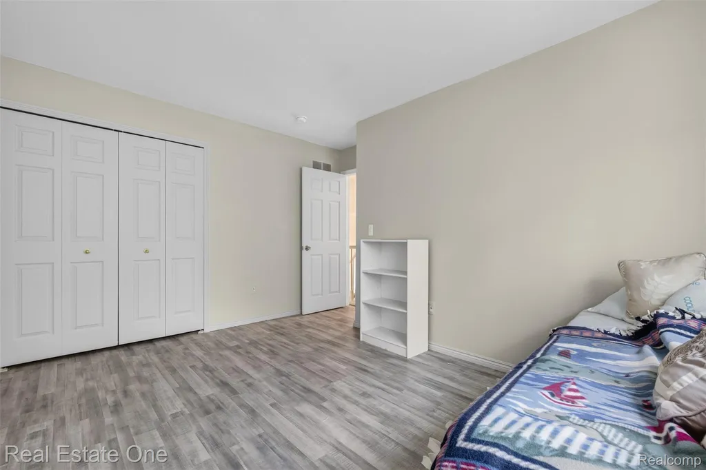 510 Boulder Lake Drive Oxford Charter Township MI 48371